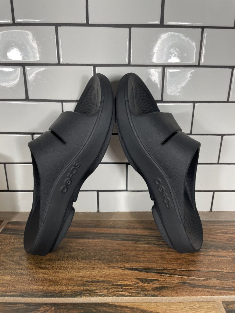 OOFOS OOahh Shoes Womens Size 7 Black Recovery Comfort Slip On Slide Sandals - Picture 5 of 14